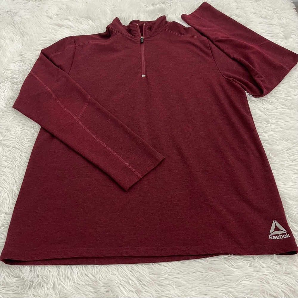 REEBOK MENS PULLOVER TOP, SIZE L, VERY GOOD CONDITION. PREOWNED